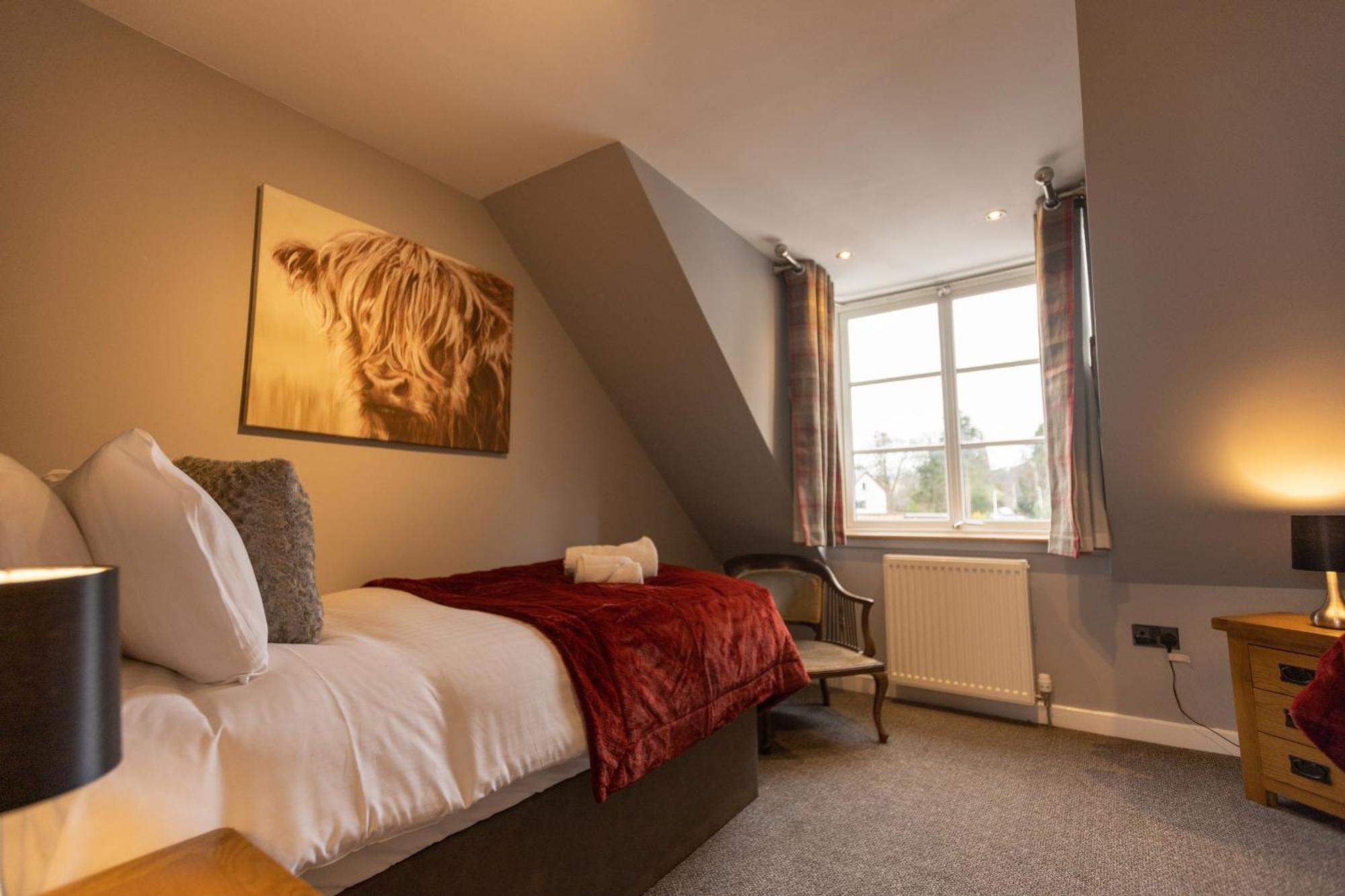 The Tower Gastro Pub & Apartments Crieff Dış mekan fotoğraf